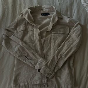 Men/womens Abercrombie linen shacket/button up